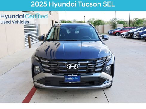 Certified 2025 Hyundai Tucson SEL image 3