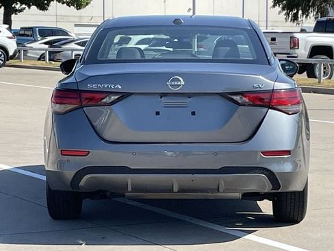 Used 2024 Nissan Sentra SV FWD image 5