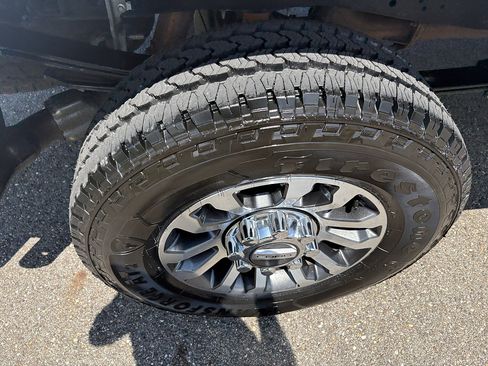Used 2022 Ford F250 Lariat AWD/4WD image 11