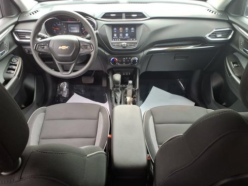 Used 2022 Chevrolet TrailBlazer LT AWD/4WD image 8