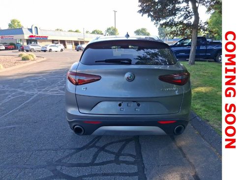Used 2018 Alfa Romeo Stelvio Ti AWD/4WD image 7