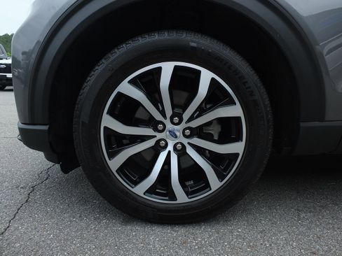 Used 2025 Ford Explorer ST-Line AWD/4WD image 9