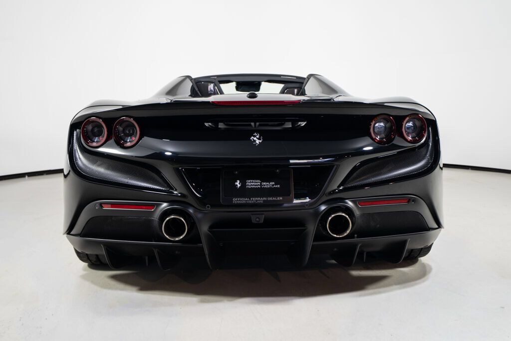 Used 2023 Ferrari F8 Tributo RWD image 6