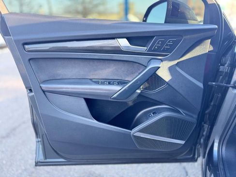 Used 2024 Audi SQ5 Prestige image 12