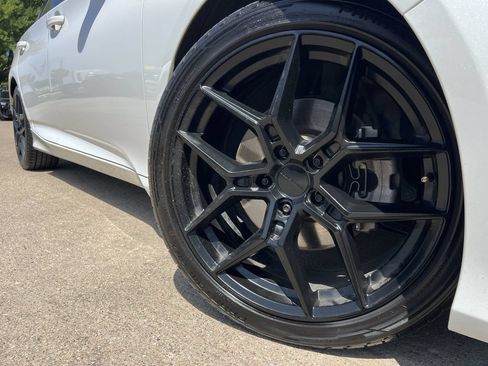 Used 2021 Honda Accord Sport image 6