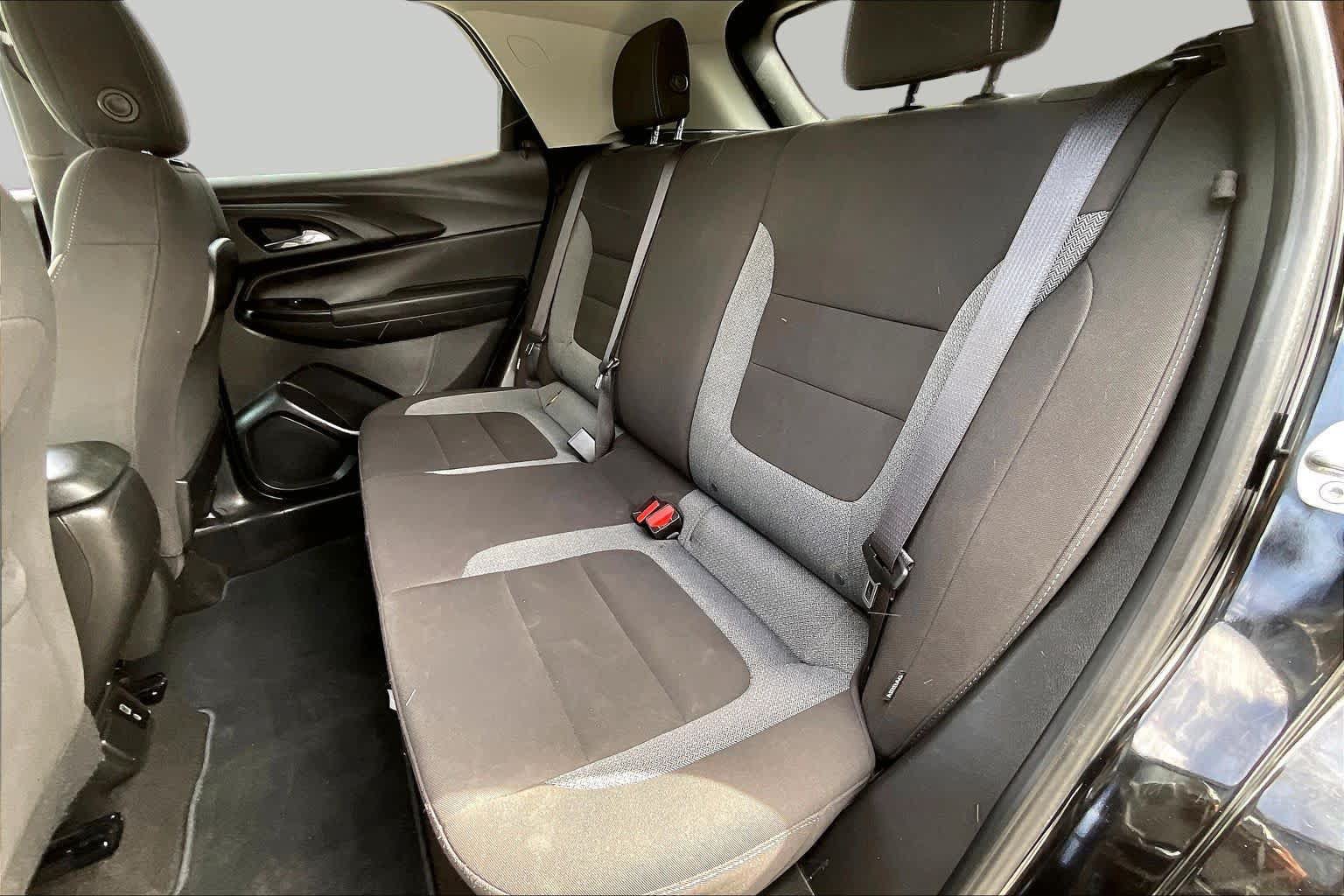 Used 2021 Chevrolet TrailBlazer LT w/ Convenience Package FWD image 19
