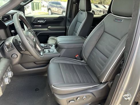 New 2026 GMC Sierra 1500 AT4X AWD/4WD image 18