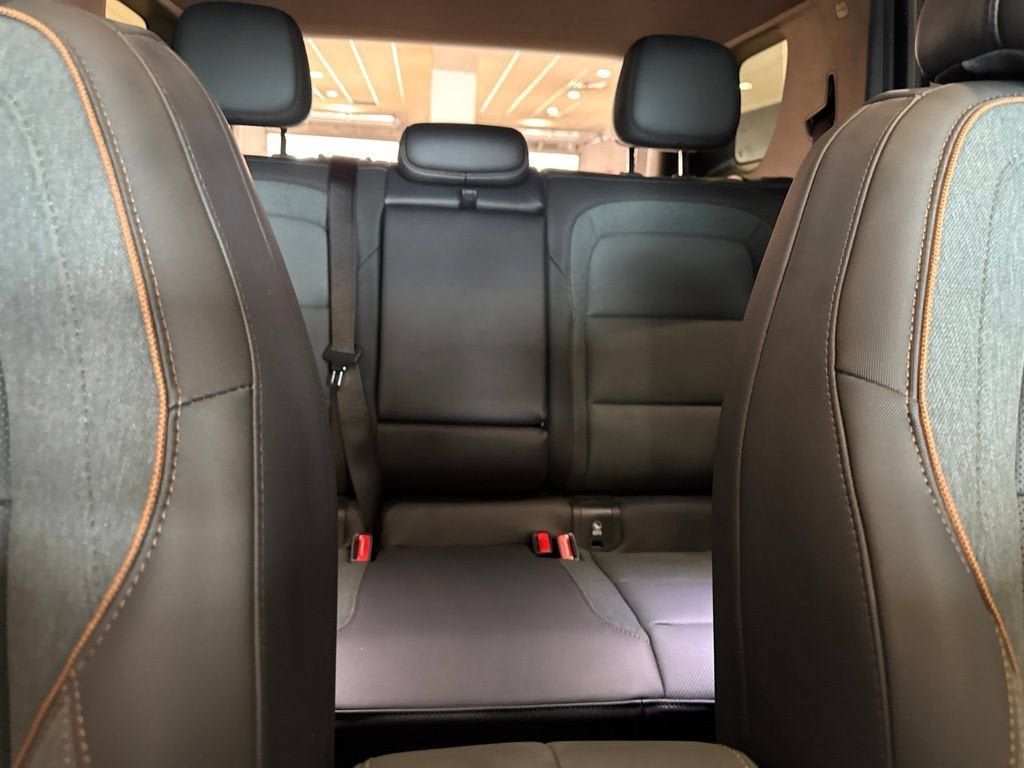 New 2027 GMC Terrain AT4 w/ Convenience Package III AWD/4WD image 15