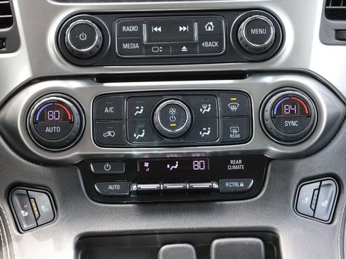 Used 2017 Chevrolet Tahoe LT image 22