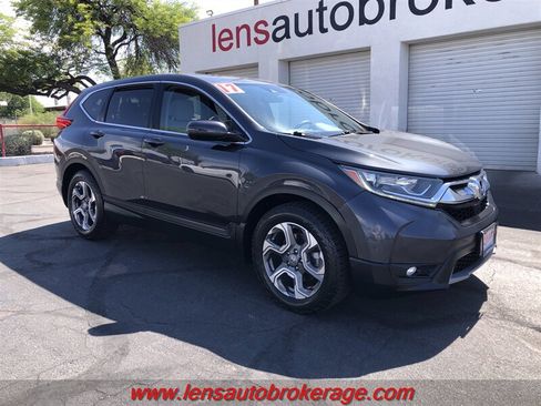 Used 2017 Honda CR-V EX image 2