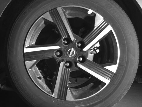Used 2025 Nissan Sentra SV FWD image 17