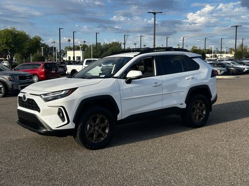 Used 2023 Toyota RAV4 AWD Hybrid image 2