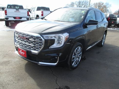 Certified 2024 GMC Terrain Denali image 10
