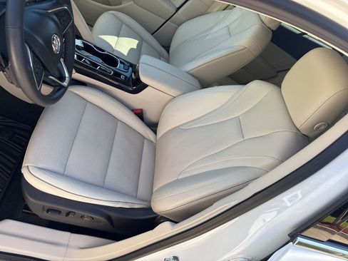 Used 2022 Buick Envision Essence w/ Safety Package image 26