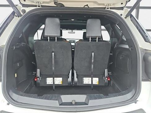 Used 2019 Ford Explorer XLT w/ Equipment Group 202A image 20