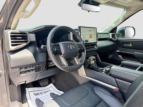 Used 2024 Toyota Tundra Limited AWD/4WD image 24
