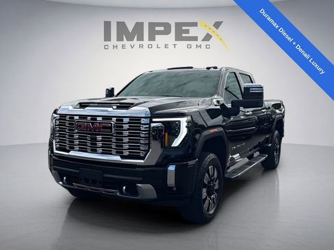 Used 2024 GMC Sierra 3500 Denali AWD/4WD image 1