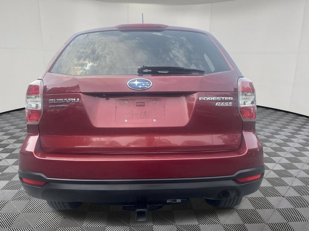 Used 2015 Subaru Forester 2.5i Premium w/ All-Weather Package AWD/4WD image 15