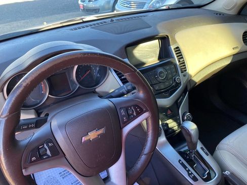 Used 2015 Chevrolet Cruze LT image 16