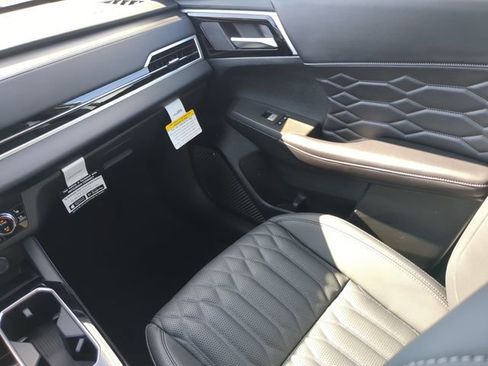 New 2026 Mitsubishi Outlander SEL AWD/4WD image 19