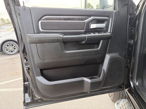 Used 2024 RAM 2500 Big Horn w/ Bed Utility Group image 11