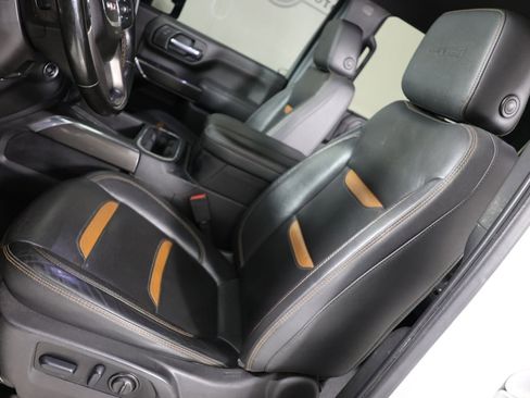 Used 2023 GMC Sierra 2500 AT4 w/ AT4 Preferred Package image 9