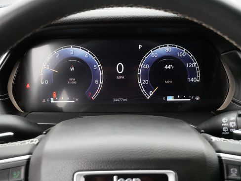 Used 2023 Jeep Grand Cherokee Limited w/ MOPAR Finishing Package image 21