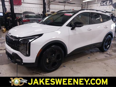 Used 2026 Kia Sportage X-Line w/ X-Line Technology Package image 4