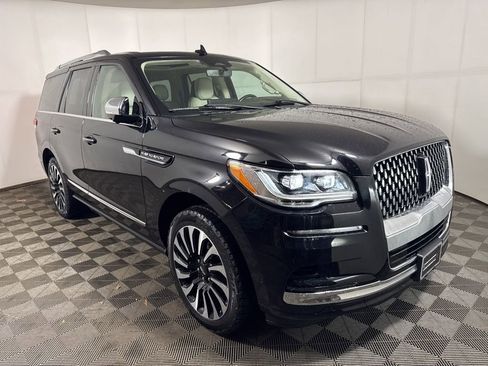 Certified 2023 Lincoln Navigator Black Label image 7