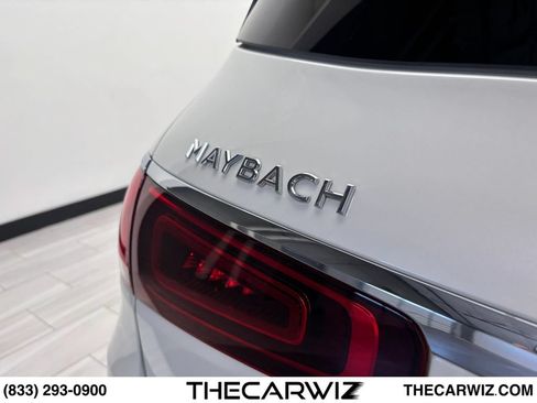 Used 2022 Mercedes-Benz Maybach GLS 600 4MATIC image 31