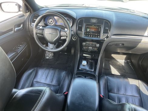Used 2023 Chrysler 300 S RWD image 14