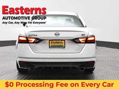 Used 2024 Nissan Altima 2.5 SR FWD image 6