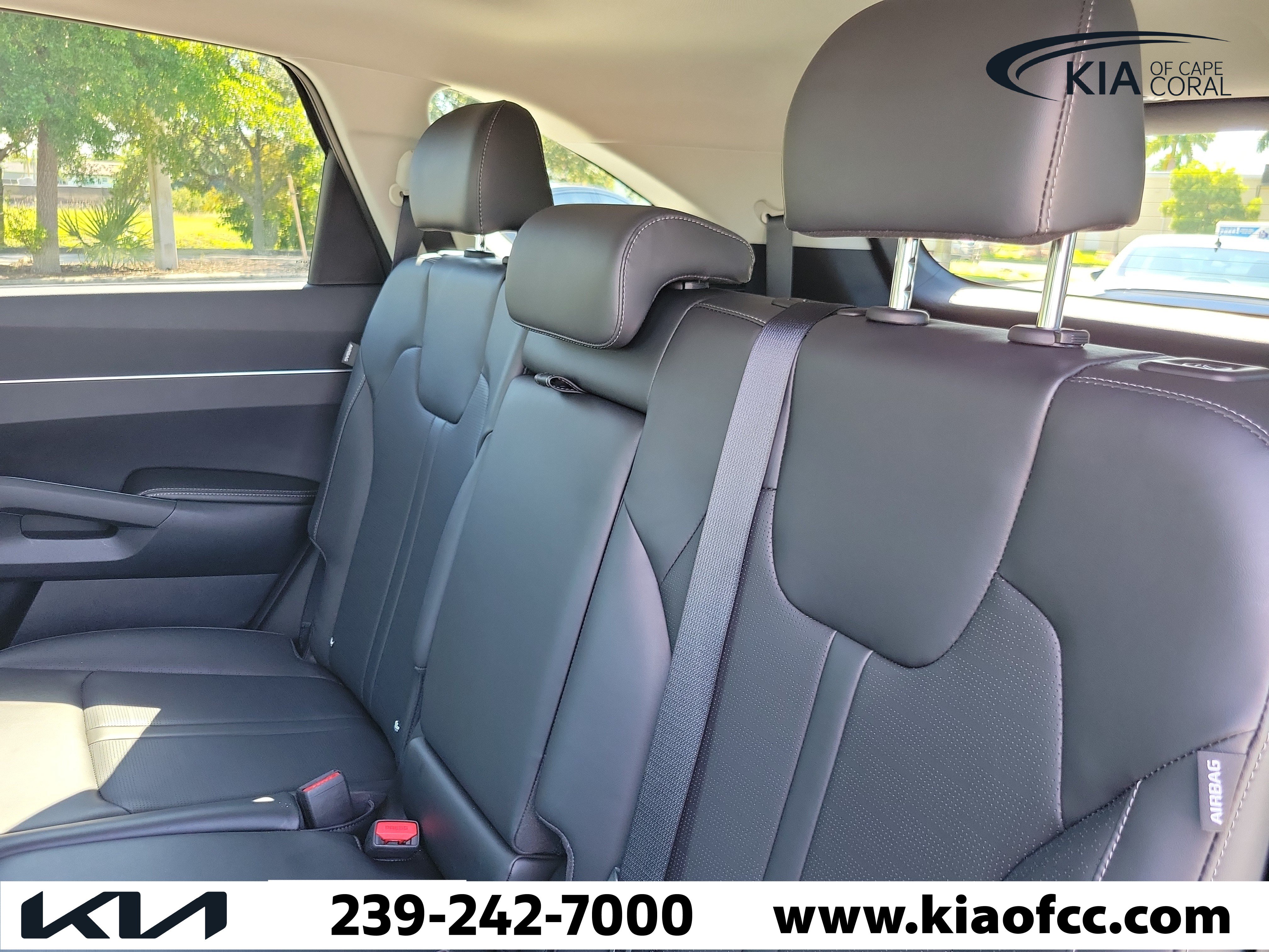 Certified 2024 Kia Sorento S w/ Panoramic Sunroof Package FWD image 14