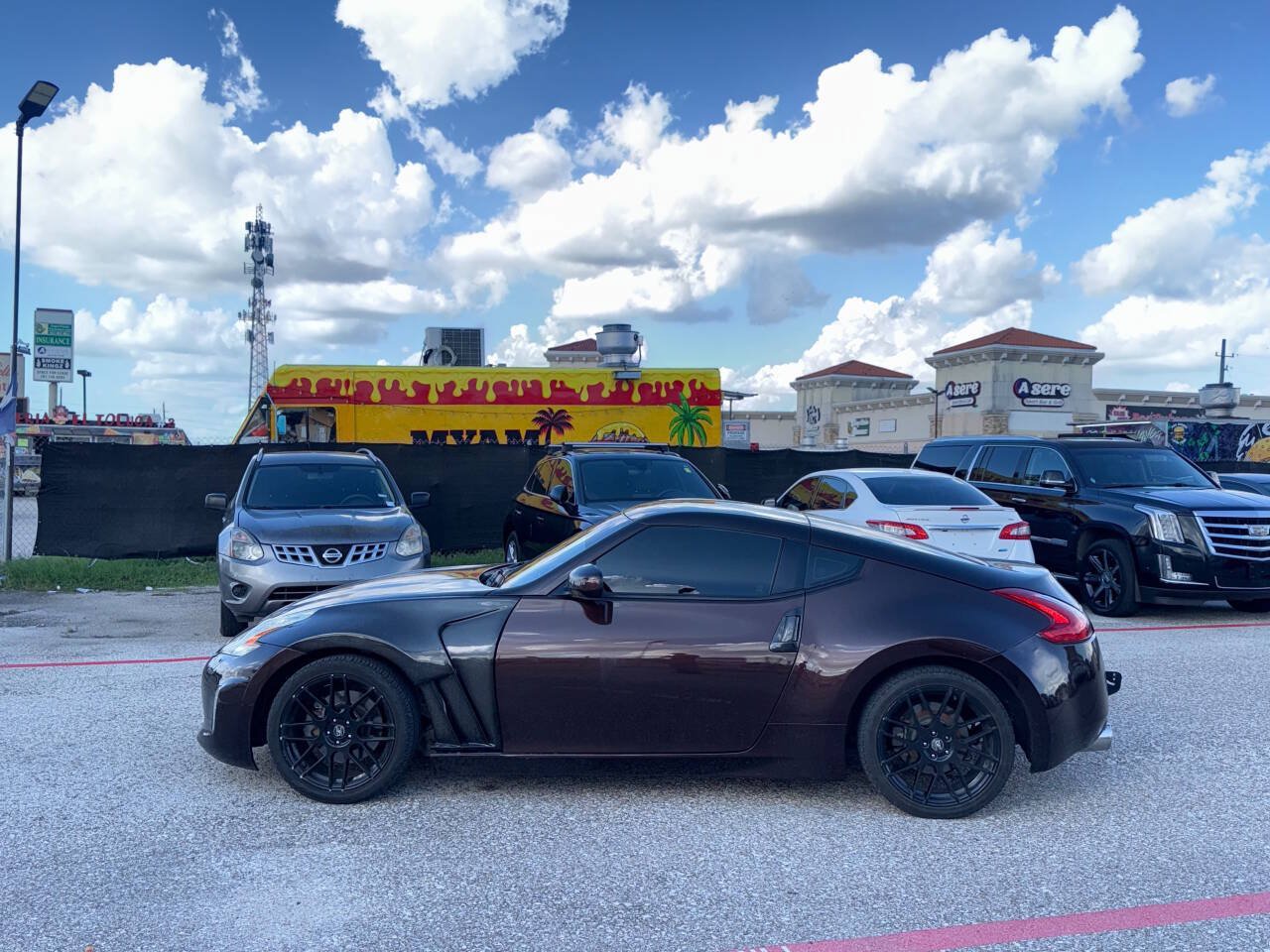 Used 2016 Nissan 370Z Coupe RWD image 18