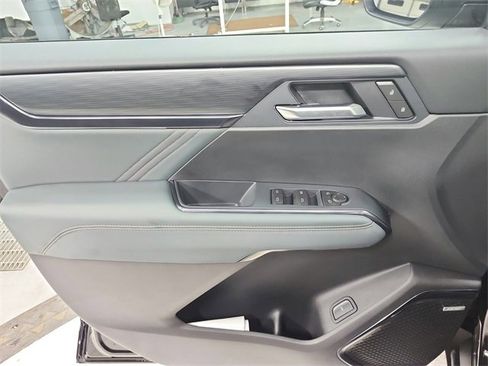 New 2026 GMC Acadia AT4 w/ Super Cruise Package image 34