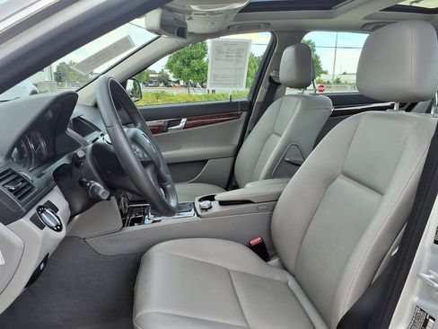Used 2008 Mercedes-Benz C 300 Sedan image 13