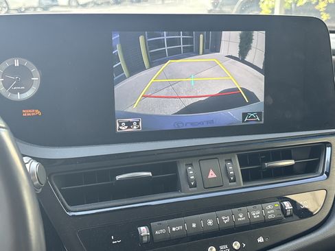 Used 2022 Lexus ES 350 w/ Premium Package FWD image 25
