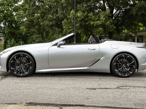Used 2022 Lexus LC 500 Convert w/ Accessory Package RWD image 3