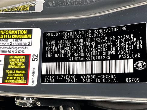 Used 2026 Toyota Camry SE w/ Convenience Package image 29