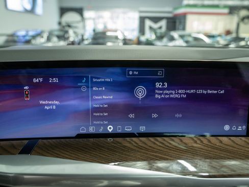 Used 2025 Cadillac Escalade ESV Sport Platinum image 35