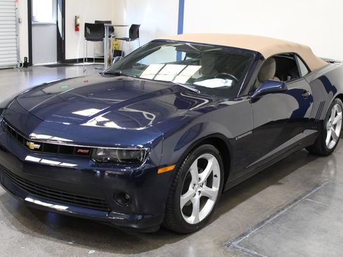 Used 2015 Chevrolet Camaro LT w/ RS Package RWD image 7