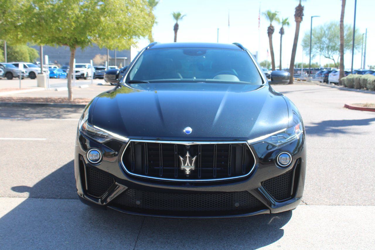 Used 2019 Maserati Levante GTS AWD/4WD image 9