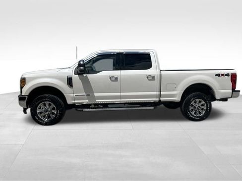 Used 2017 Ford F250 Lariat AWD/4WD image 3