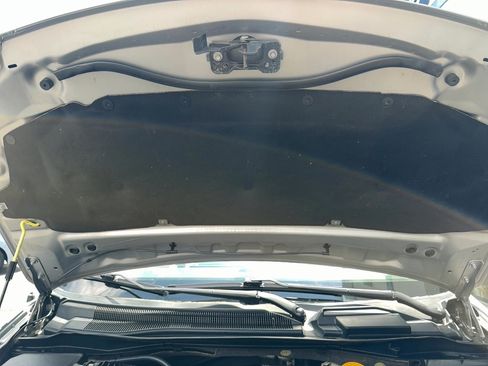 Used 2014 Chrysler Town & Country Touring-L w/ Driver Convenience Group FWD image 27