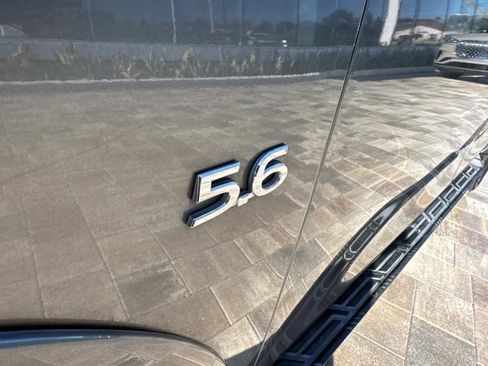 Used 2018 INFINITI QX80 Base w/ Driver Assistance Package image 9