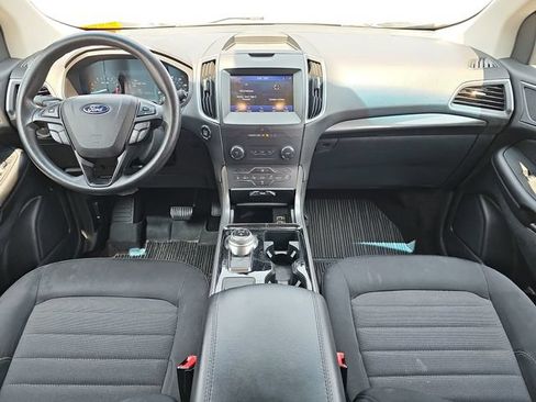 Used 2020 Ford Edge SE FWD image 9