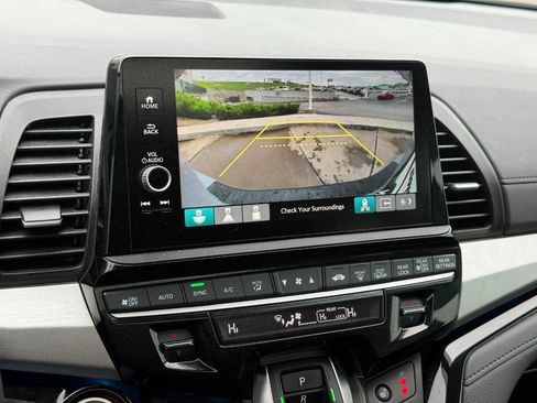 Used 2025 Honda Odyssey Touring image 24