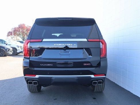 New 2026 GMC Yukon Denali w/ Sun & Power Step Package AWD/4WD image 6