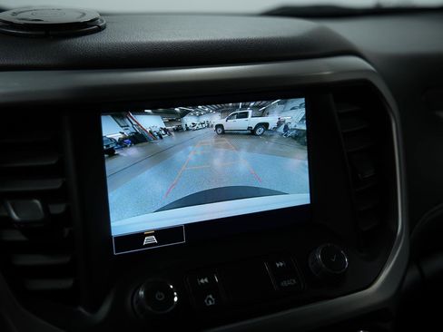 Used 2023 GMC Acadia SLT AWD/4WD image 41