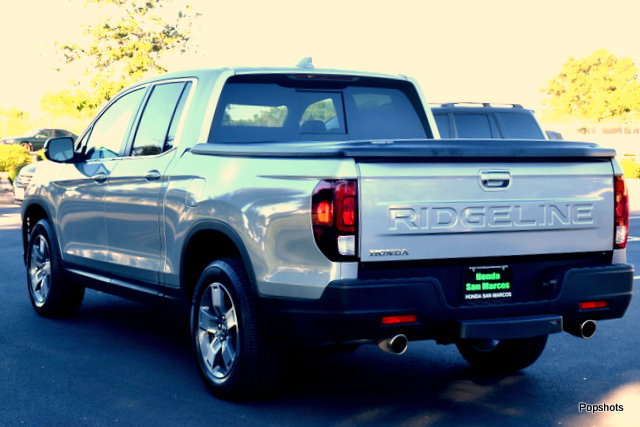 Used 2025 Honda Ridgeline RTL image 4